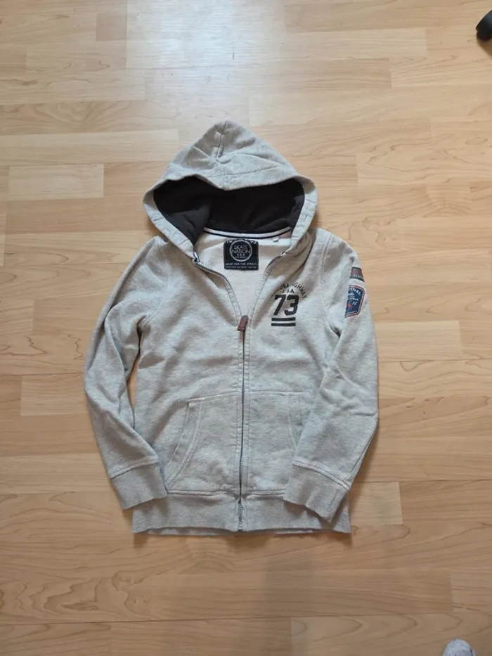 Veste zipp 9-10ans