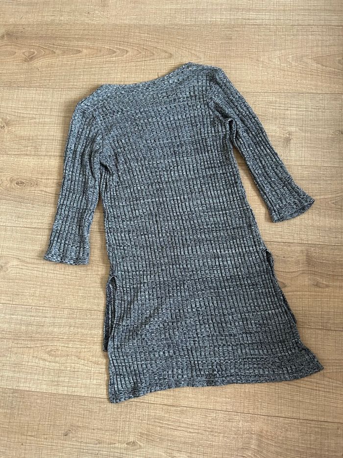 Pull gris et noir avec manches 3/4 Kiabi taille M TBE - photo numéro 8