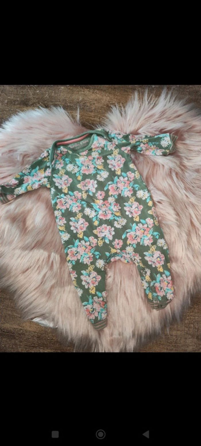Lot de 14 pyjamas 1 mois - photo numéro 12