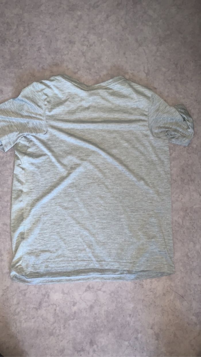 T’shirt Nike - photo numéro 2