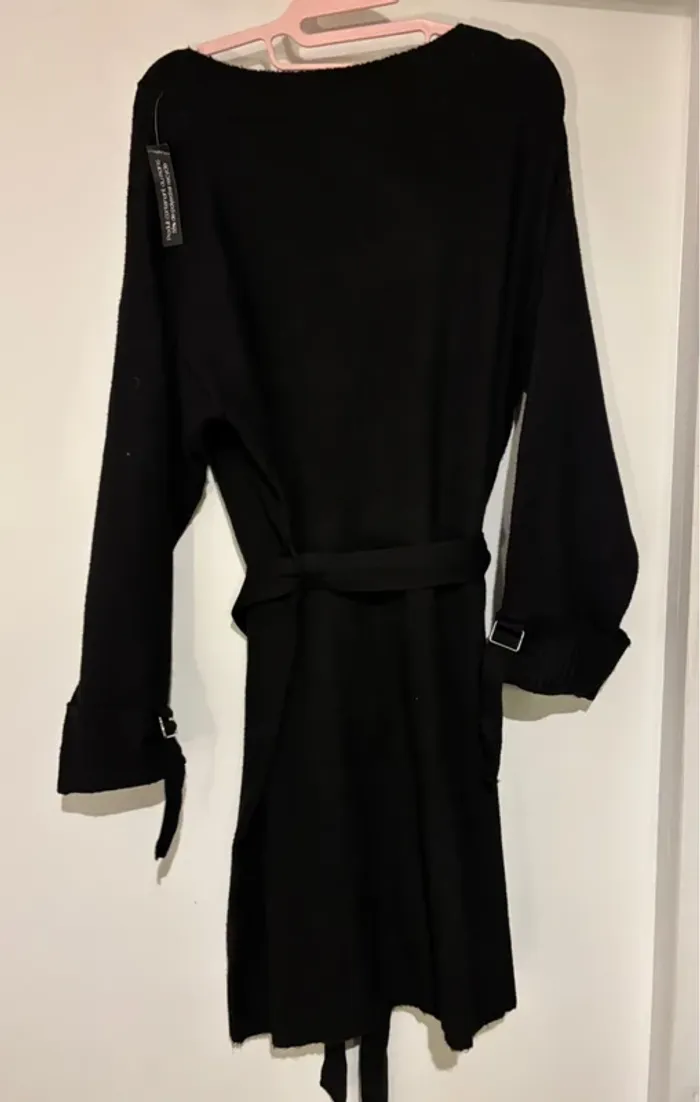 Jolie robe noir col V La City taille XL - 42 neuve - photo numéro 7