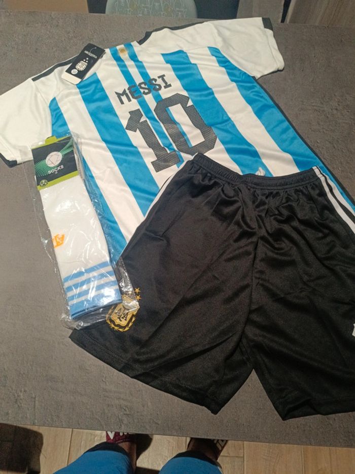 Tenue football Léo Messi argentine t.30