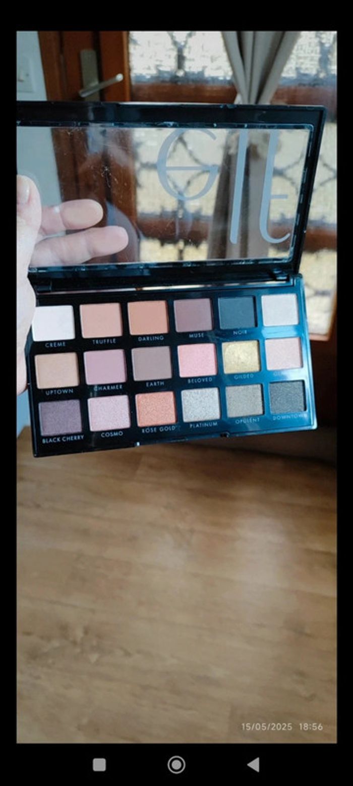 Elf Cosmetics The New Classics Eyeshadow Palette - photo numéro 2