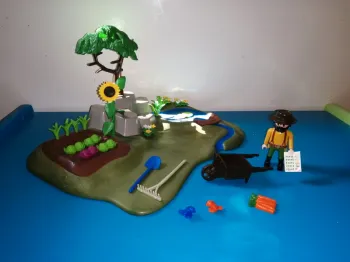 Thème* personnage & végétation / maraîcher