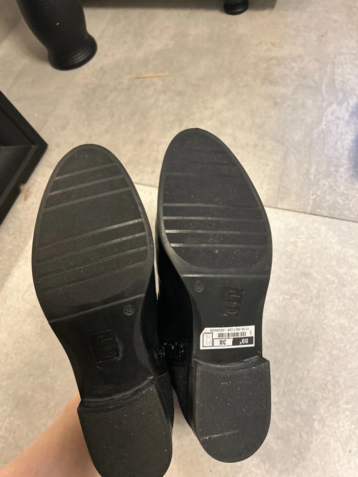 Paire de bottines neuves 38 noire femme parfait état - photo numéro 6