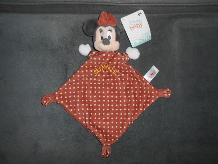 Doudou Minnie (Disney baby) neuf avec étiquette