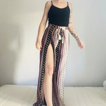Pantalon fluide été ouvert sur les côtés