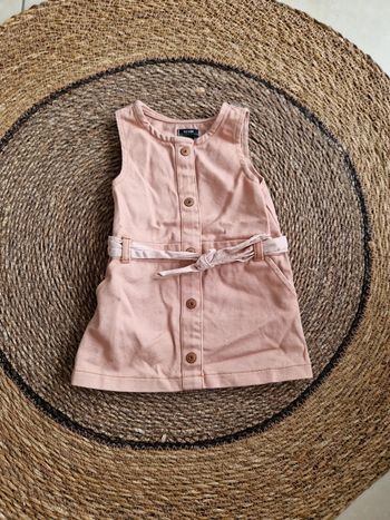 Jolie robe kiabi taille 6 mois