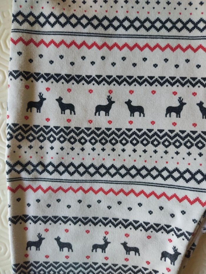 Pyjama de Noël Obaibi taille 18 mois - photo numéro 3