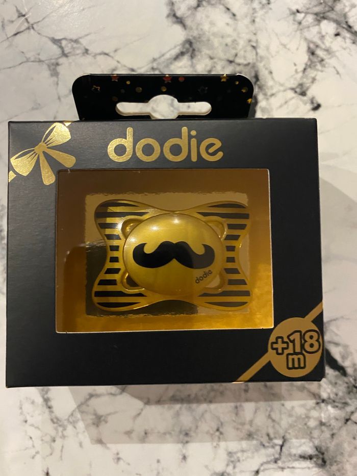 Sucette anatomique dodie