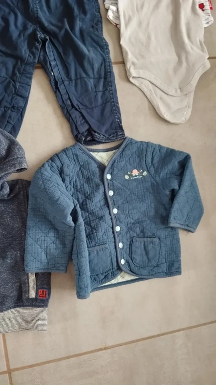 Lot de 8 vêtements bébé garçon 18 mois - photo numéro 5