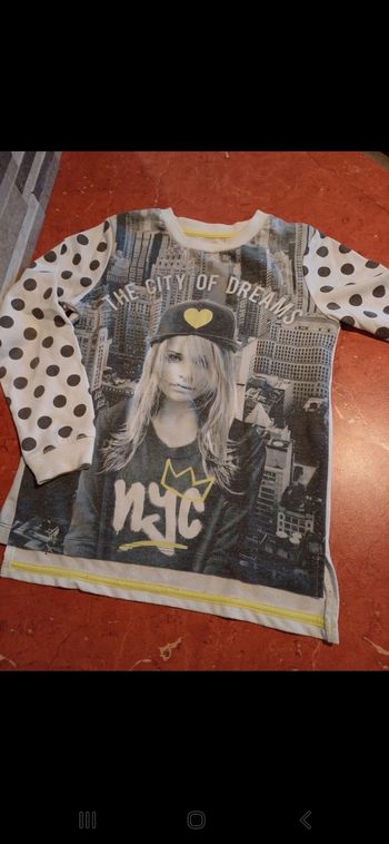 Sweat fille taille 10 ans