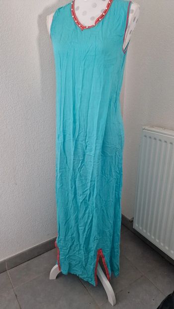 Robe longue légère taille M avec étiquette