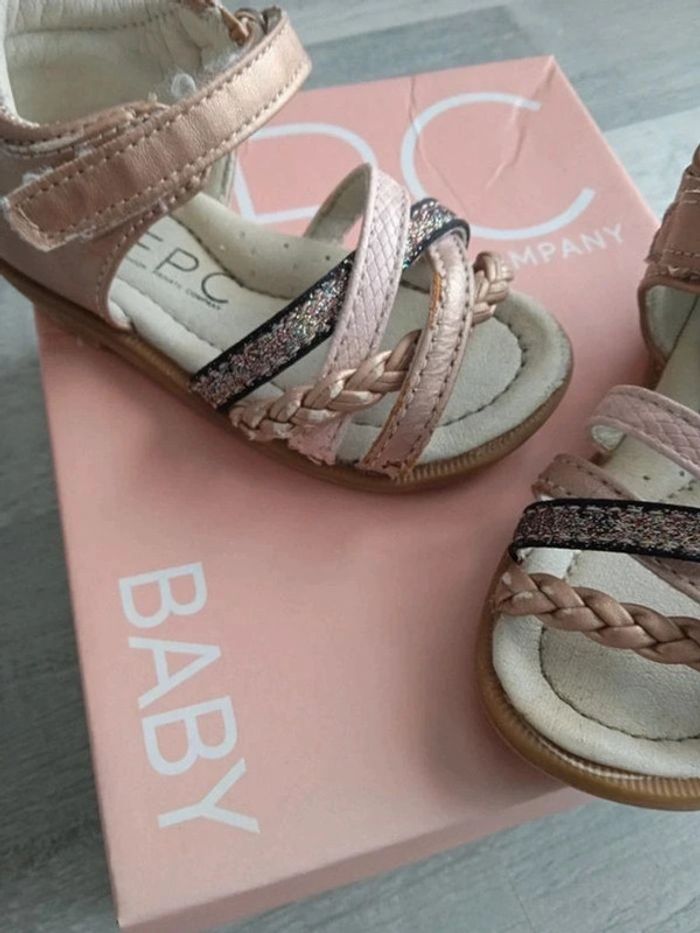 Sandalettes bébé fille,FPC,taille 20 - photo numéro 3