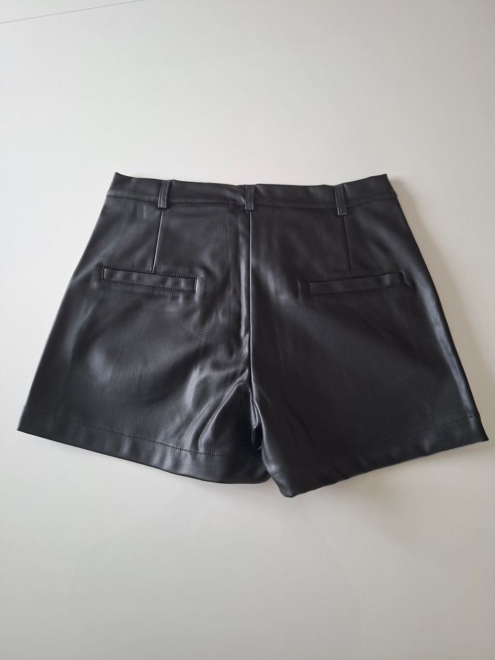Short - photo numéro 2
