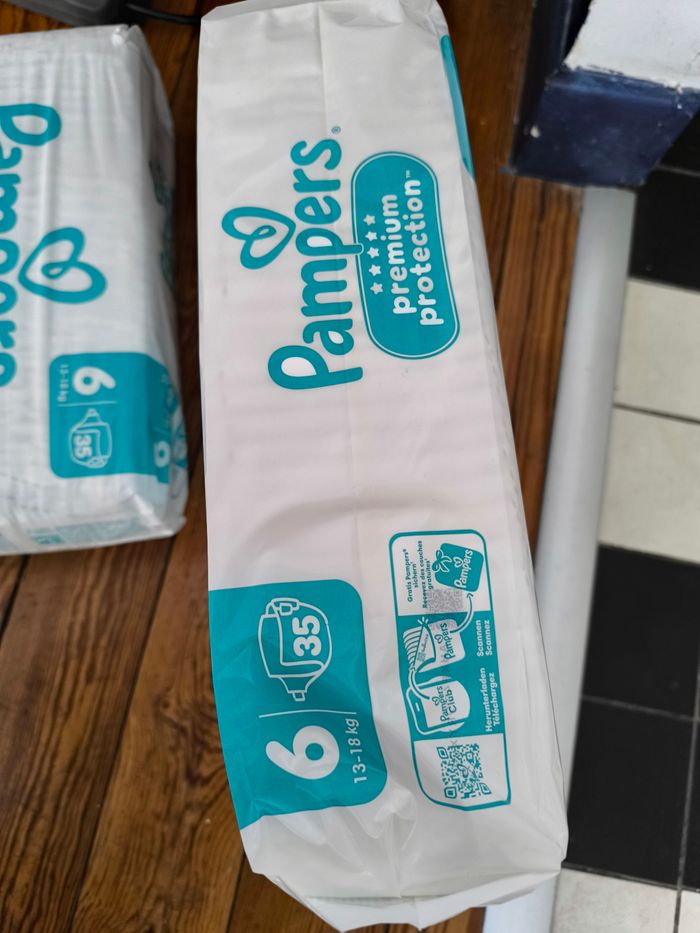 Couches Pampers Premium protection taille 6 - photo numéro 2