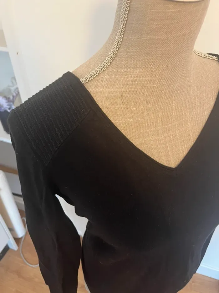 Pull décolleté V - photo numéro 3
