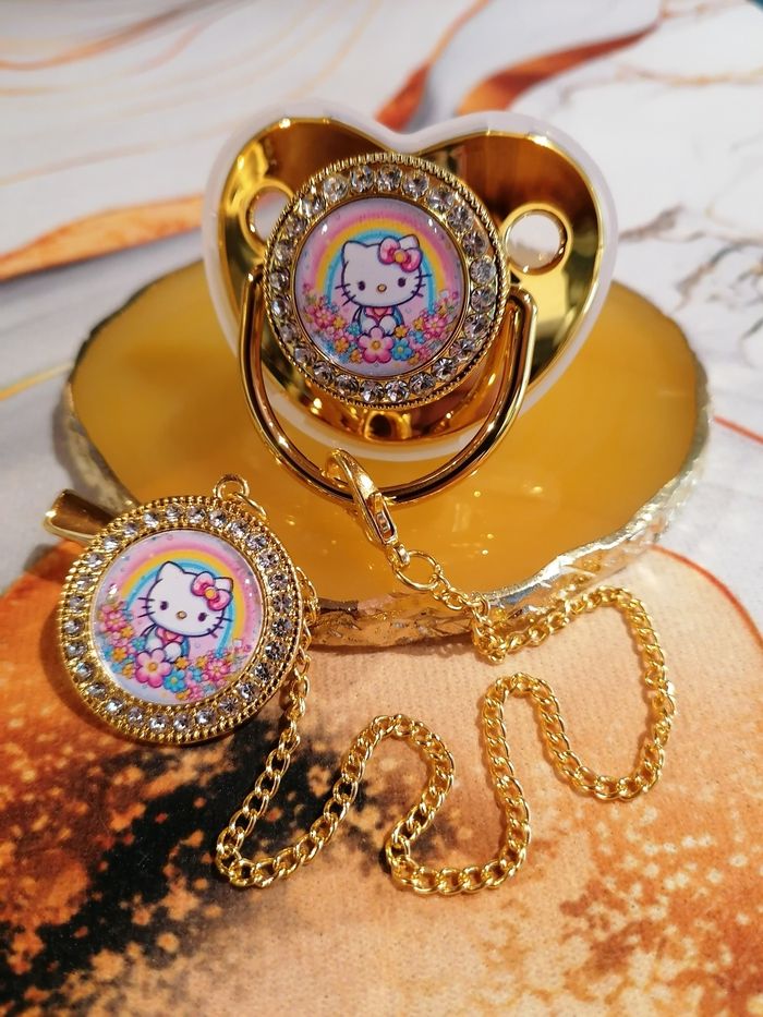 Tétine Hello kitty - photo numéro 2