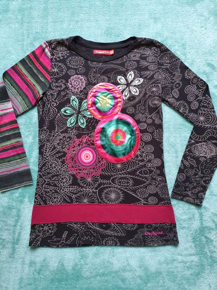 Très beau tee-shirt 13.14 ans