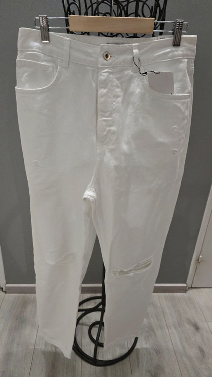 Jeans Zara troué mom fit - photo numéro 2