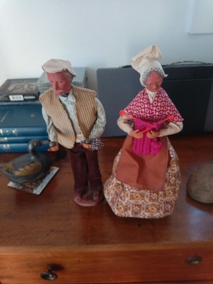 Couple de santons terre cuite Guichas