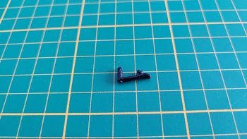 Attache capot pièce détachée miniature Bburago Burago Jaguar type E 1961 1/18 1/18e 1/18ème #C64