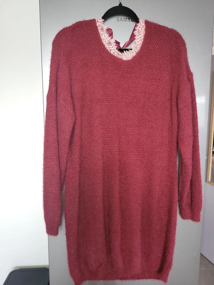 Robe pull bordeau dos nu