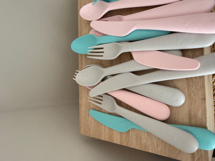 Couverts en plastique Ikea - photo numéro 2