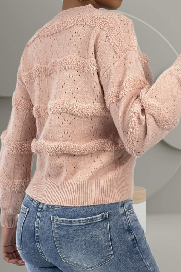 Pull rose a col rond - photo numéro 3