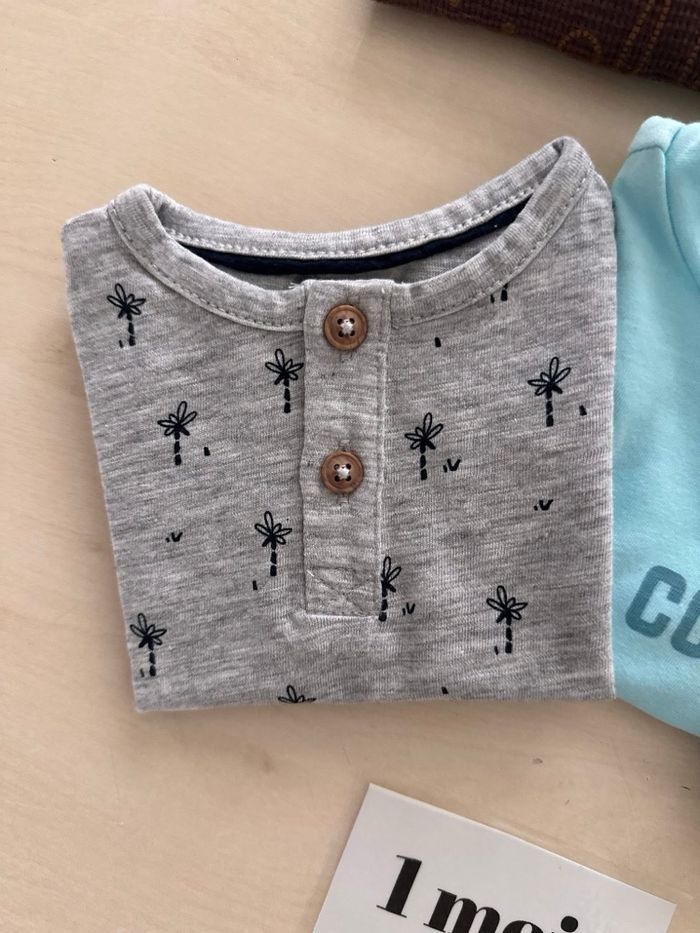 Lot de 5 hauts manche courtes- Kiabi - 1 mois - bébé garçon - photo numéro 4