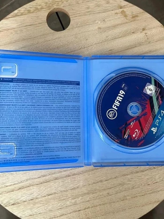 🎮 Fifa 19 PS4 - photo numéro 3