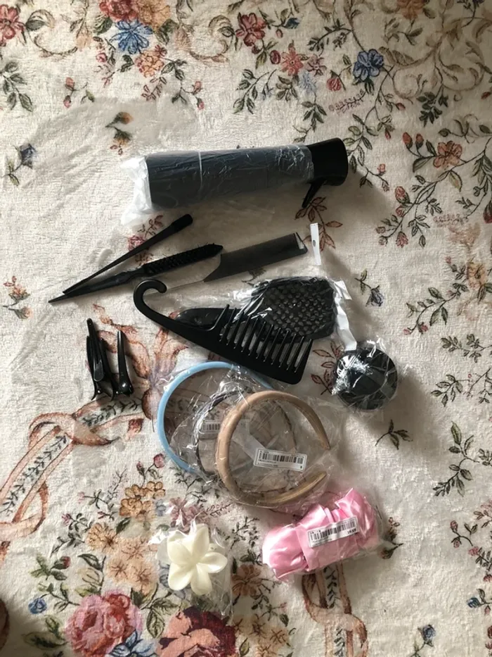 Lot accessoires femme Neuf pour cheveux - photo numéro 5