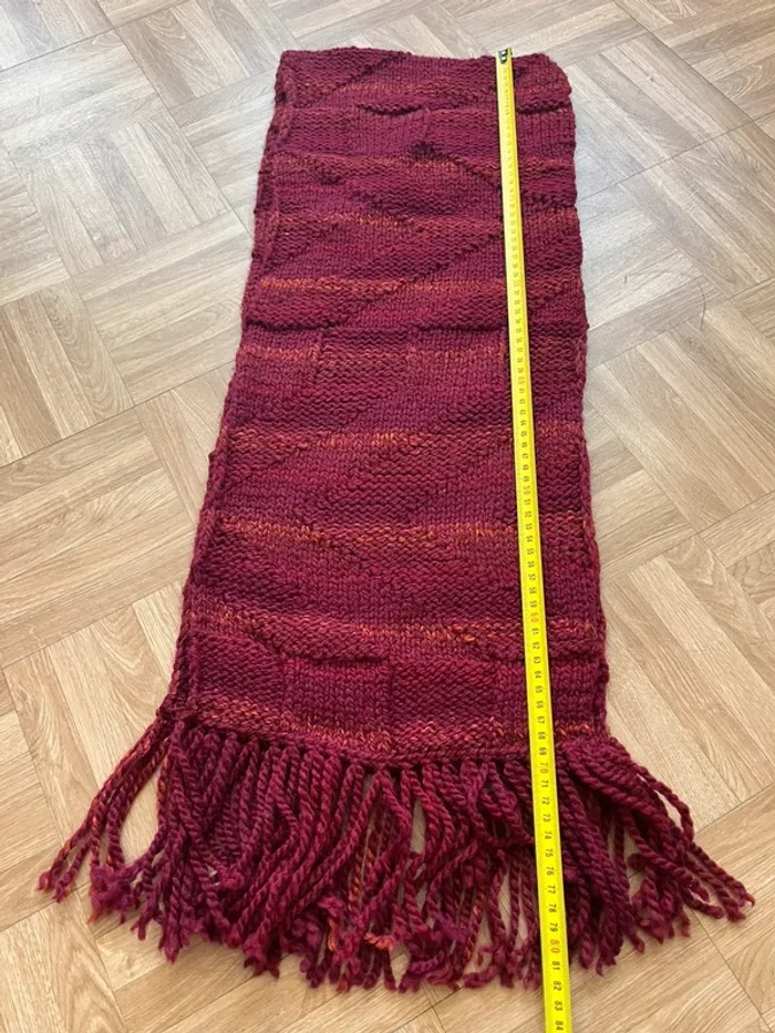 Écharpe rouge bordeaux 160cm vintage - photo numéro 3