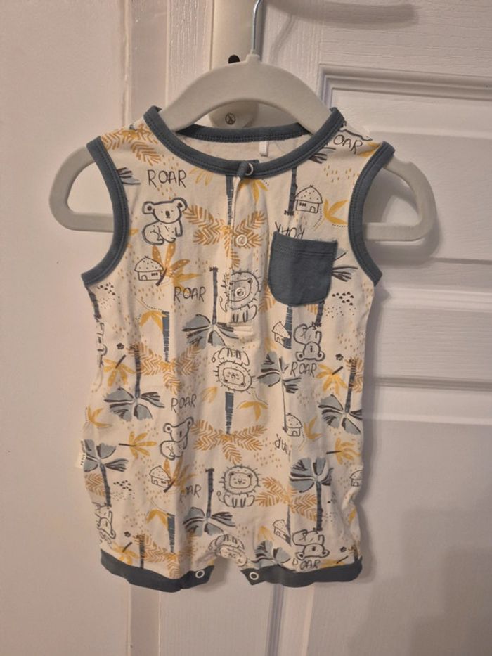 Barboteuse combishort petit béguin 
Motif koala 🐨 tapioca