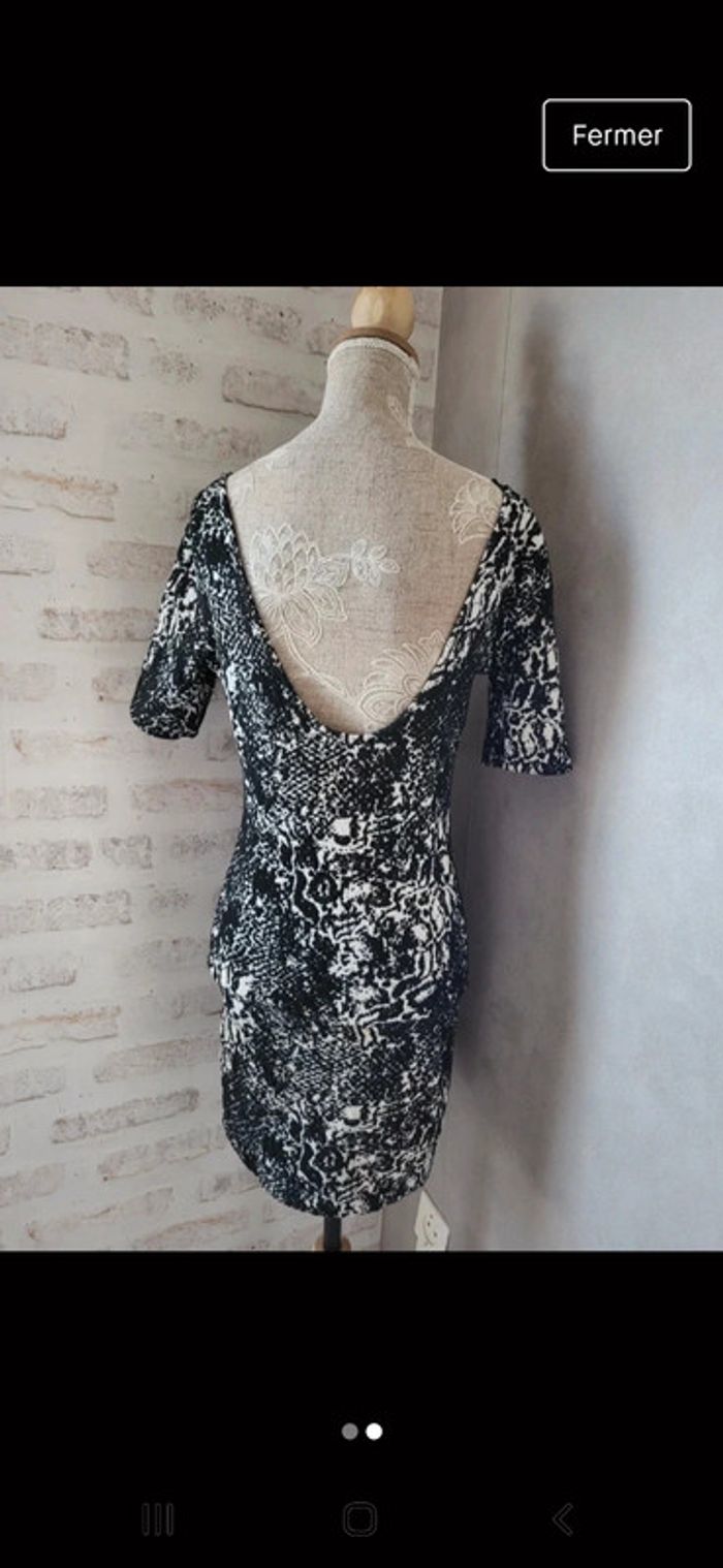 Robe taille 38 hm - photo numéro 2
