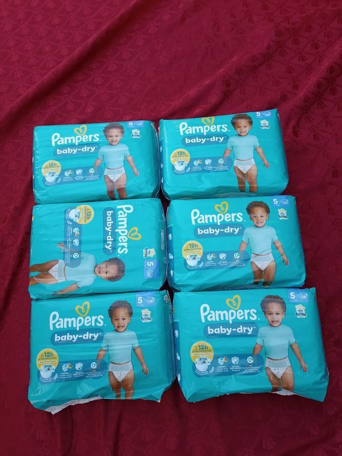 Lot de six paquets couches Pampers baby-dry T5  taille 5