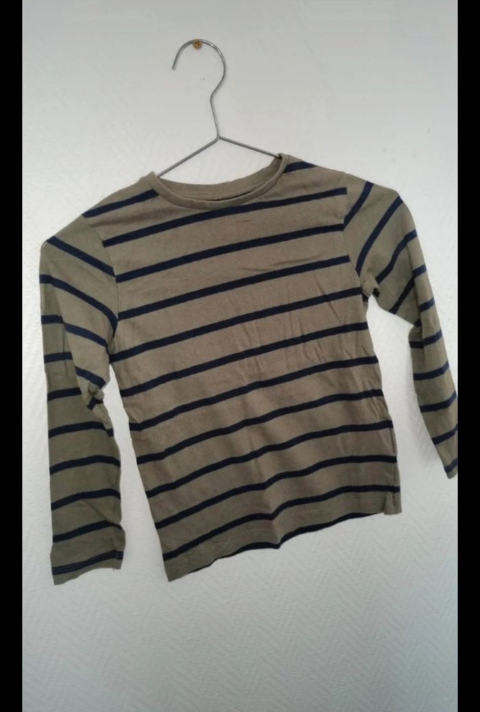 Lot vêtements garçon 8/10 ans - photo numéro 9