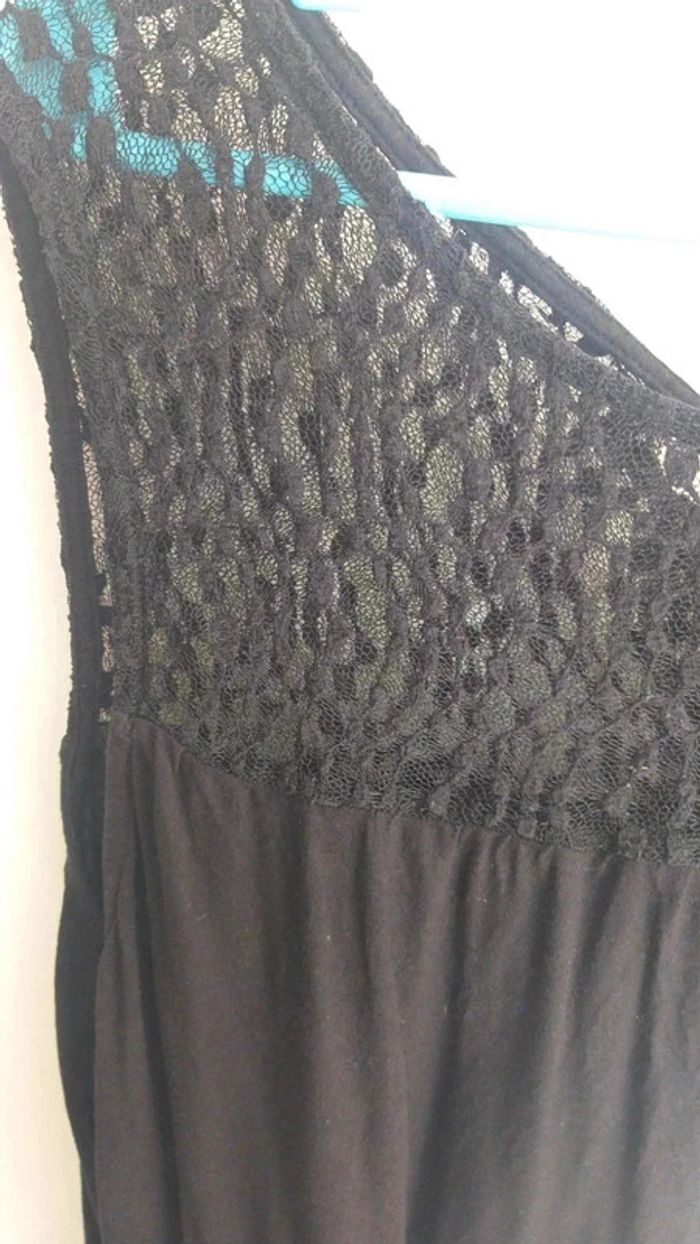 tee shirt sans manches - photo numéro 2