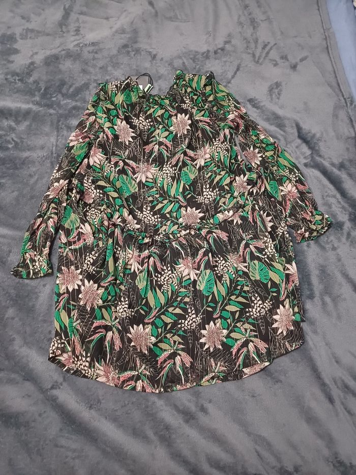 Robe kaporal neuve s - photo numéro 2