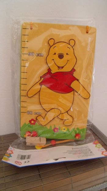 Disney : Toise en bois "Winnie l'ourson "sous emballage d'origine