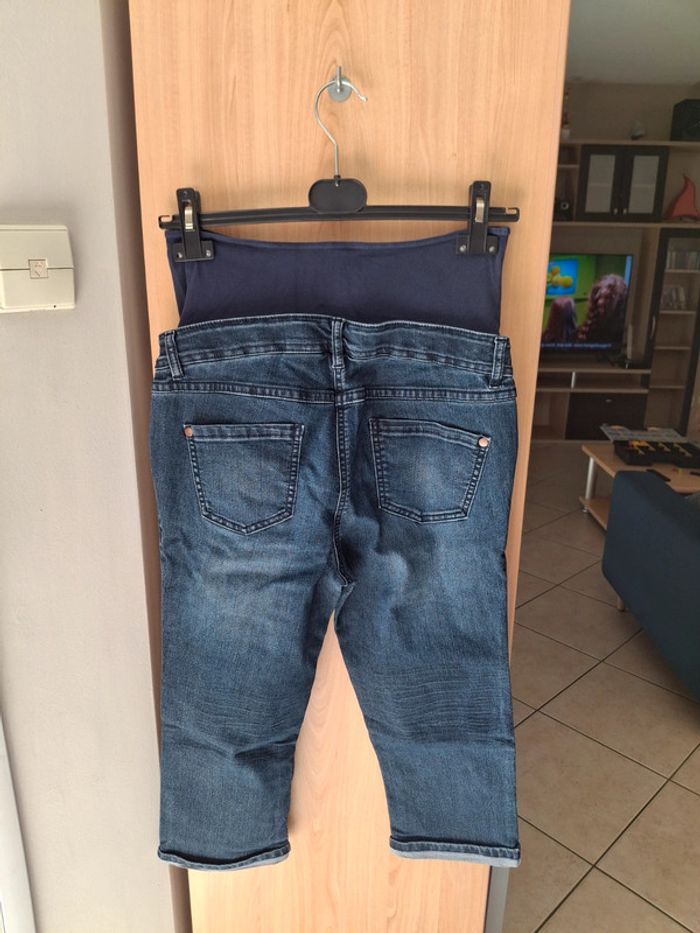 Pantacourt de grossesse en jeans - photo numéro 3
