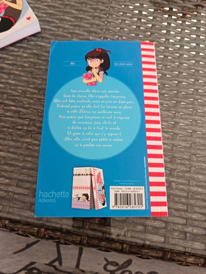 Lot des 3 premiers tomes Allie - photo numéro 5