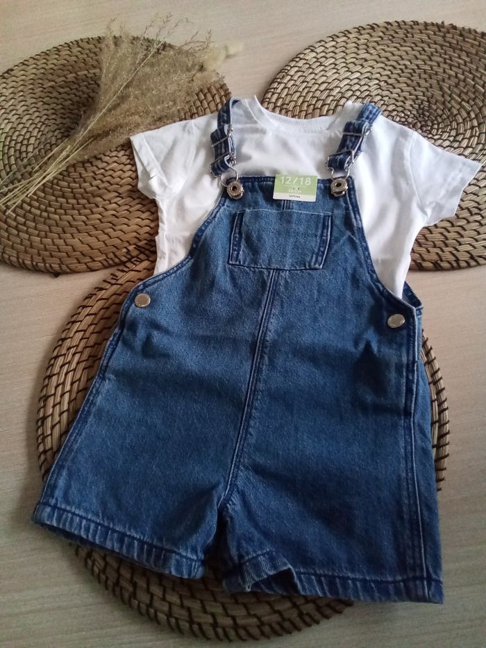 Salopette courte en jean + tee shirt blanc neufs Lefties taille 12/18 mois - photo numéro 1