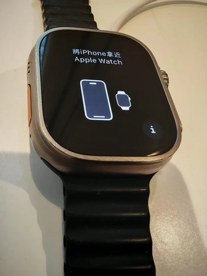 Apple Watch Ultra 49 mm - photo numéro 5