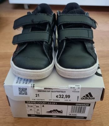 Basket Adidas t.21