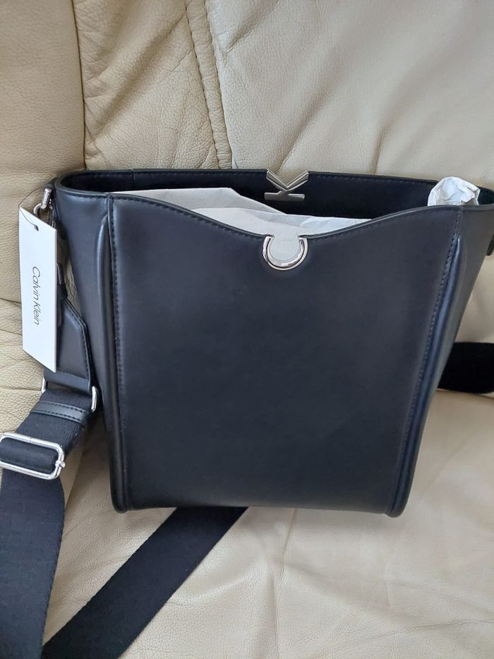 Sac à main Calvin Klein - photo numéro 4