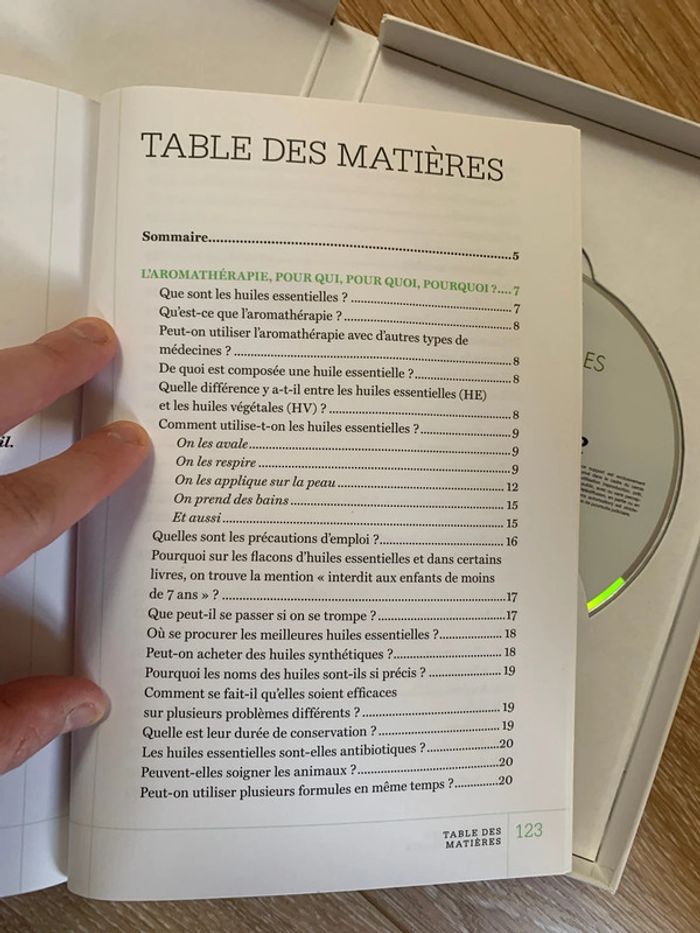 Coffret aromathérapie - Danielle festy avec livret et dvd - découvrez les huiles essentielles - photo numéro 5