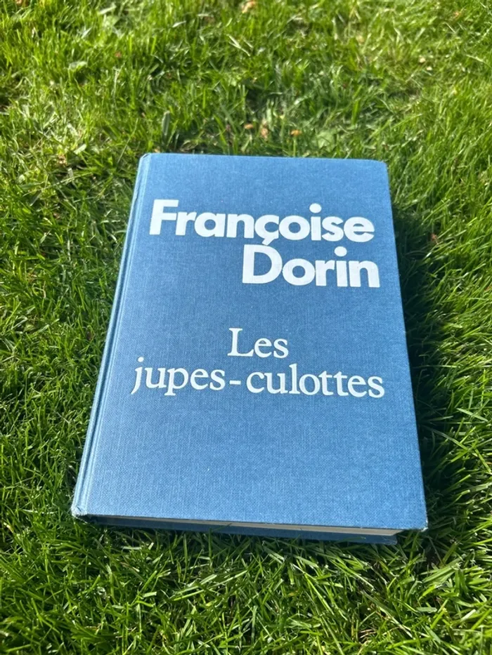 Livre Les jupes-culottes