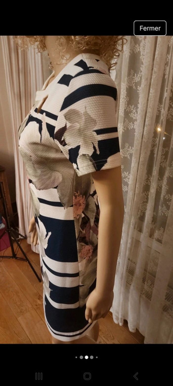 Robe Batida t 1 (36) fond blanc et bleu fleuries - photo numéro 13