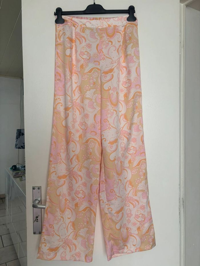 Pantalon satiné neuf